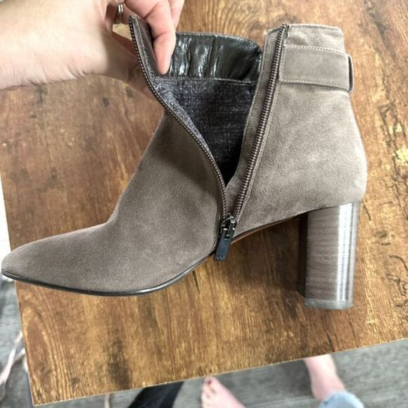 Aquatalia Vanie Weatherproof Suede Bootie Taupe with Matte Buckle 8.5 - Picture 8 of 10